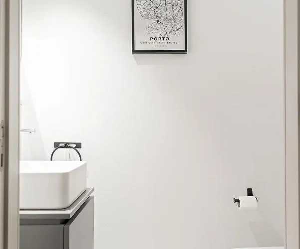 Stylish At Bolhao Oporto