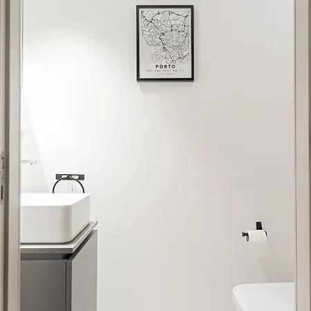 Stylish At Bolhao Oporto