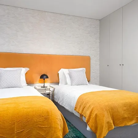 Stylish At Bolhao Oporto